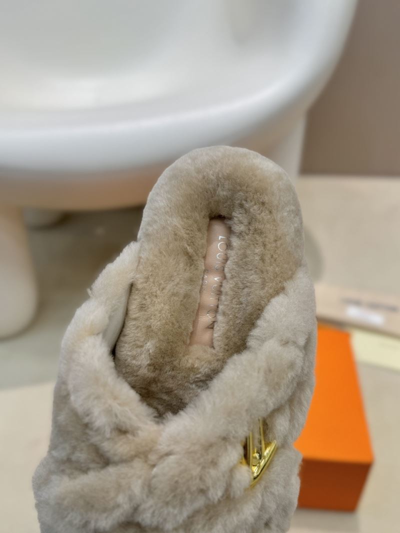 Louis Vuitton Slippers